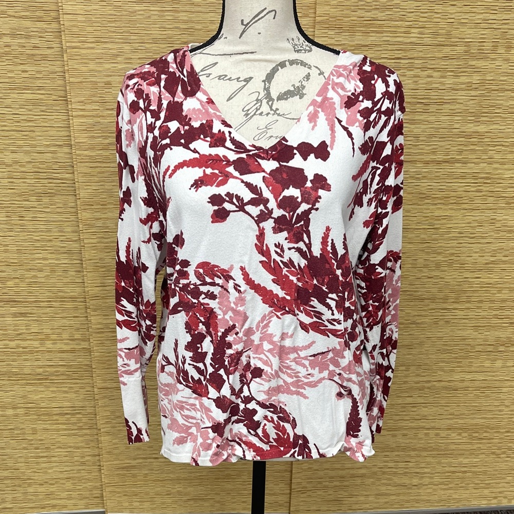 JM Collection Red and White Leaf Print Long Sleeve Top